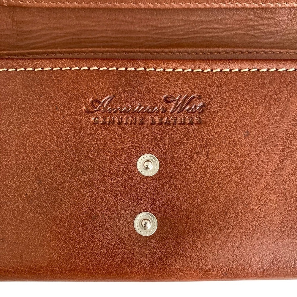 AMERICAN WEST Embossed Leather Studded Trifold Wallet Western Brown - Picture 5 of 9